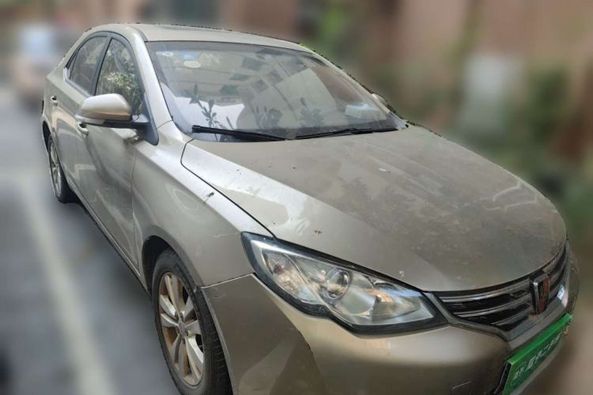 Used Roewe 360 2015 1.5L Automatic Luxury Edition Front Right 45 Deg
