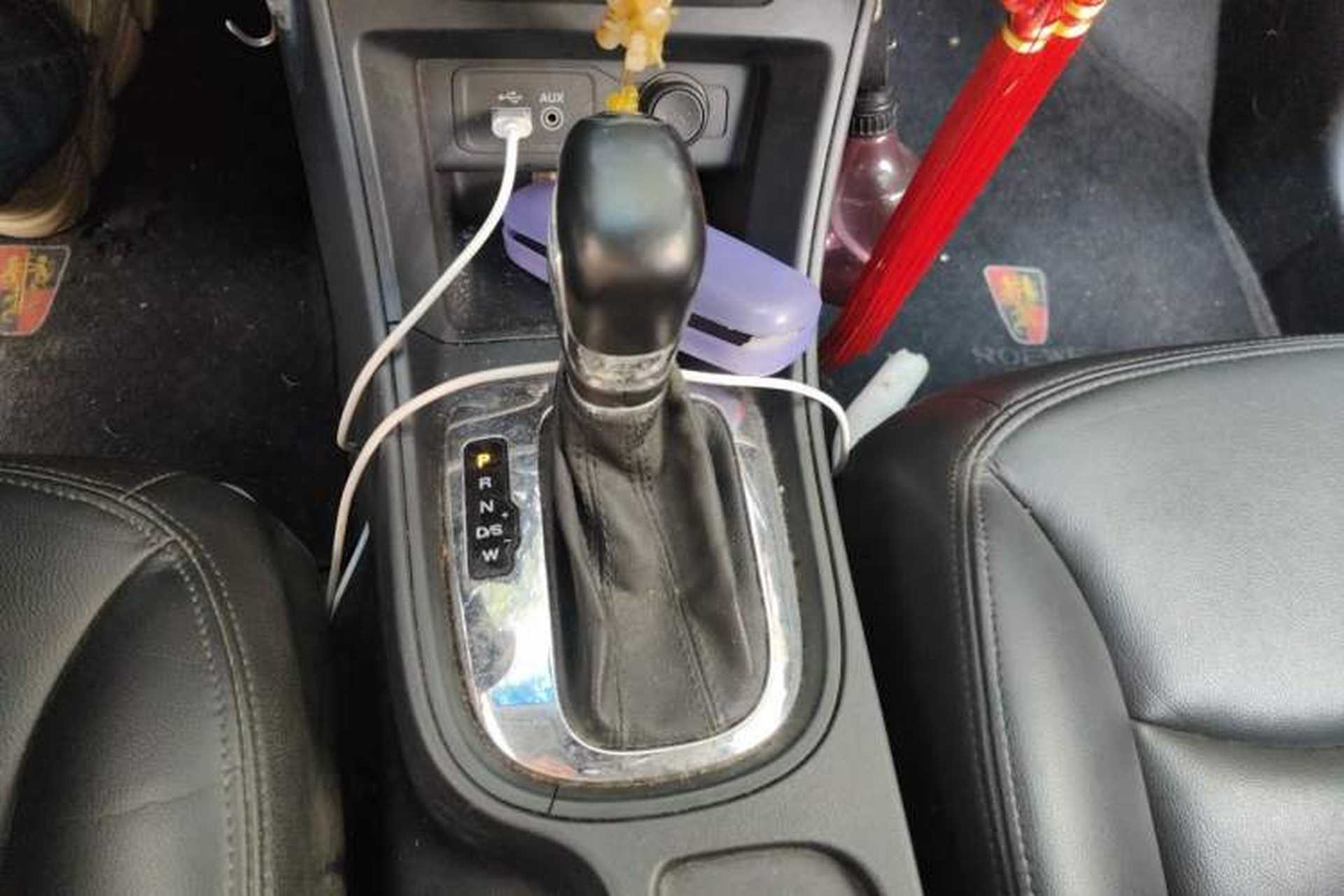 Used Roewe 360 2015 1.5L Automatic Luxury Edition Gear Lever