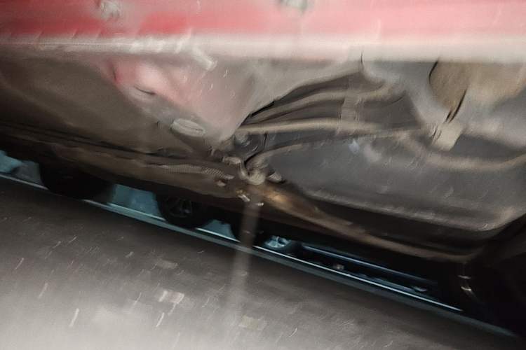 Used Roewe 360 2015 20T TST Deluxe Edition Chassis Rear Left
