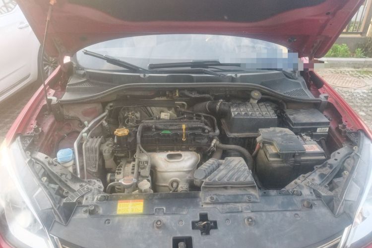 Used Roewe 360 2015 1.5L Automatic Luxury Edition Engine Bay