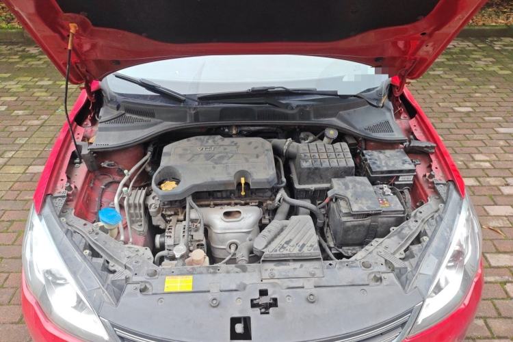 Used Roewe 360 2015 1.5L Automatic Luxury Edition Engine Bay