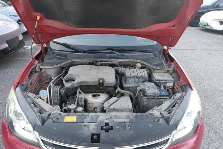 Used Roewe 360 2015 1.5L Automatic Luxury Edition Engine Bay