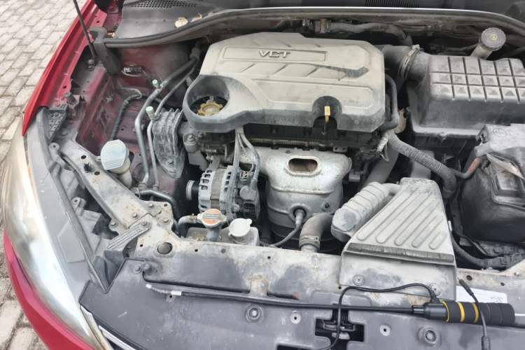 Used Roewe 360 2015 1.5L Manual Luxury Edition Engine Bay Right