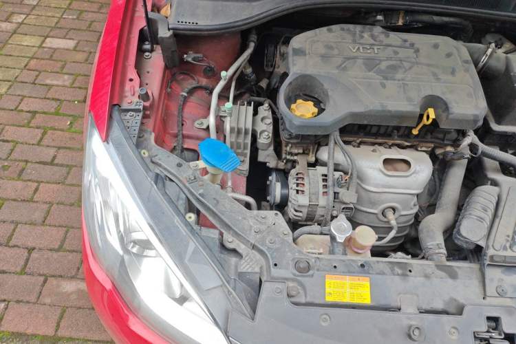 Used Roewe 360 2015 1.5L Automatic Luxury Edition Engine Bay Right