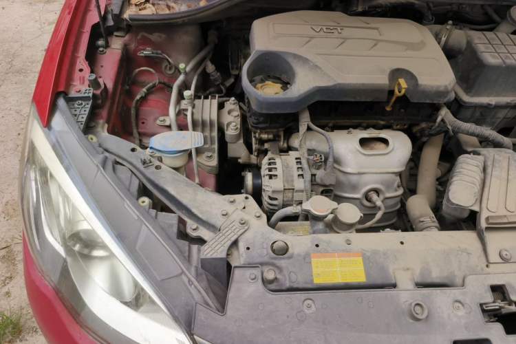 Used Roewe 360 2015 1.5L Manual Luxury Edition Engine Bay Right
