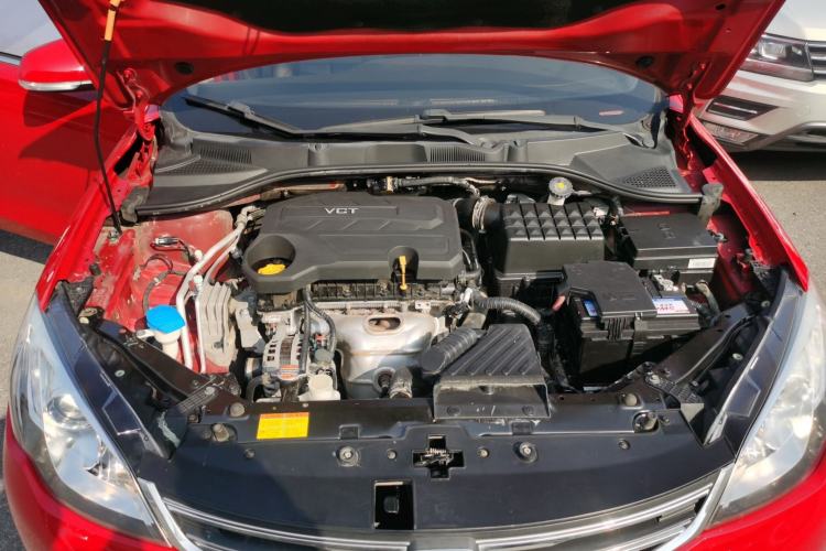 Used Roewe 360 2015 1.5L Automatic Luxury Edition Engine Bay