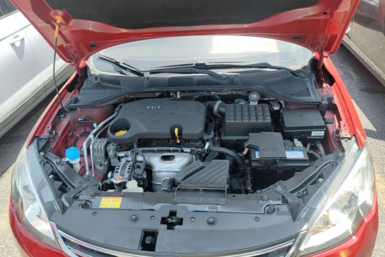 Used Roewe 360 2015 1.5L Automatic Luxury Edition Engine Bay