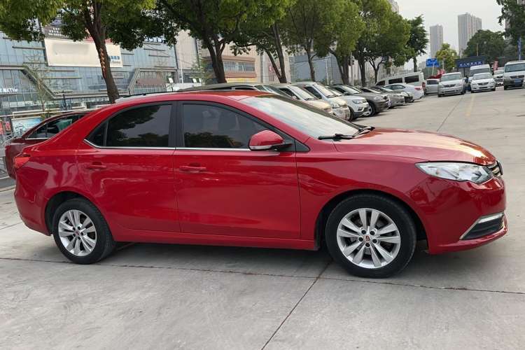 Used Roewe 360 2015 1.5L Automatic Luxury Edition Exterior 2