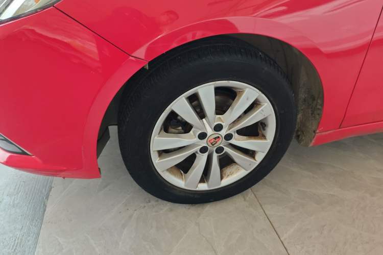 Used Roewe 360 2015 1.5L Manual Luxury Edition Exterior 4