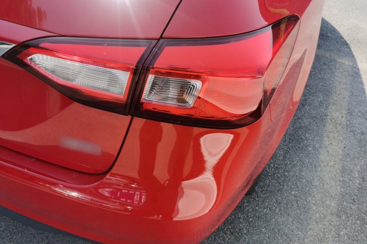 Used Roewe 360 2015 1.5L Automatic Luxury Edition Exterior 6
