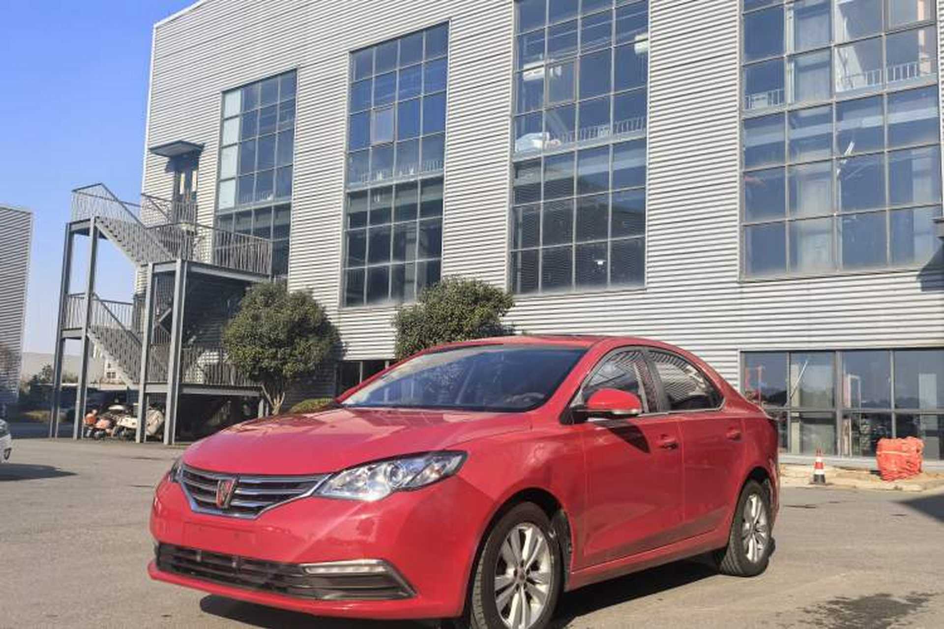Used Roewe 360 2015 1.5L Manual Luxury Edition Front Left 45 Deg