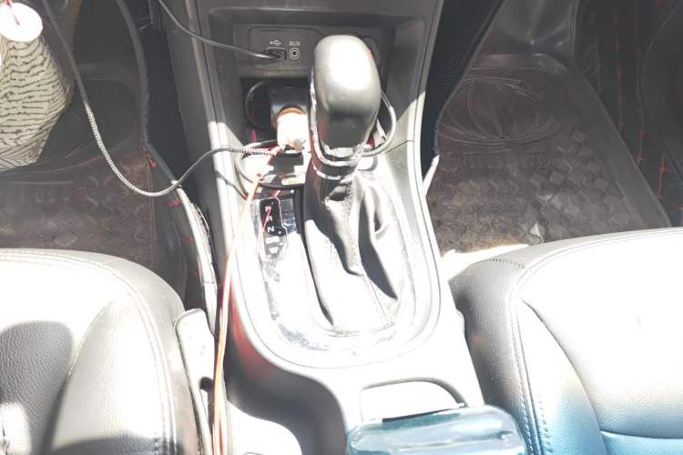 Used Roewe 360 2015 1.5L Automatic Luxury Edition Gear Lever