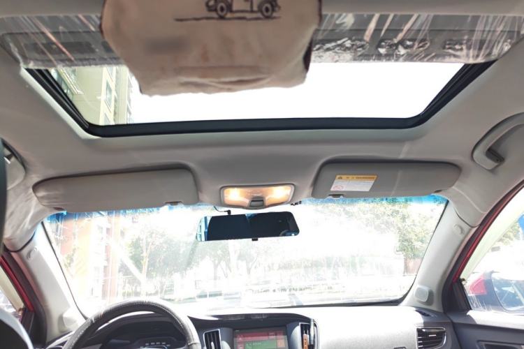Used Roewe 360 2015 1.5L Automatic Luxury Edition Headliner