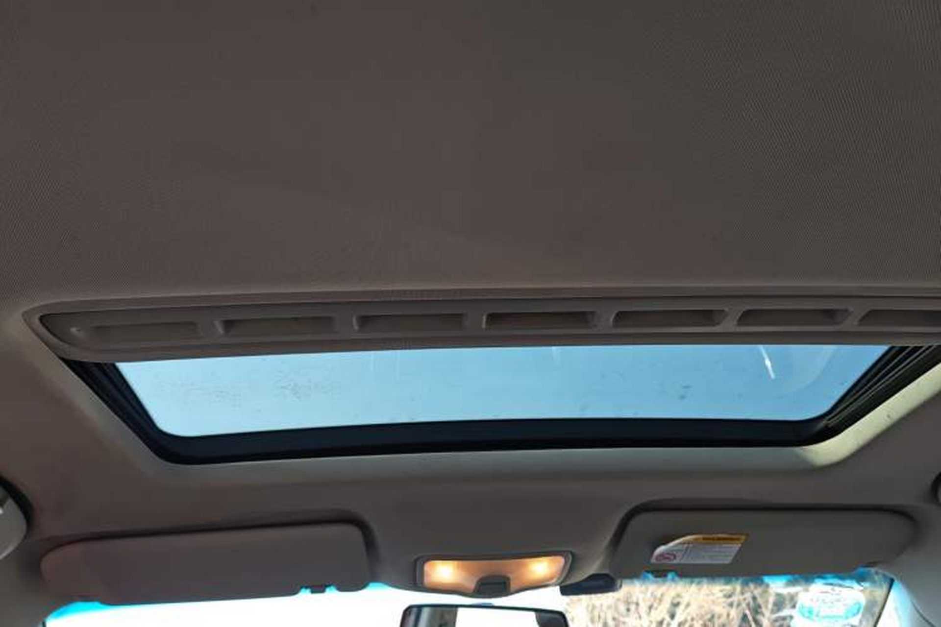 Used Roewe 360 2015 1.5L Manual Luxury Edition Headliner