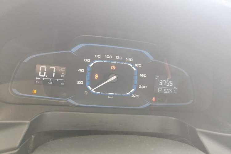 Used Roewe 360 2015 1.5L Automatic Luxury Edition Instrument Cluster