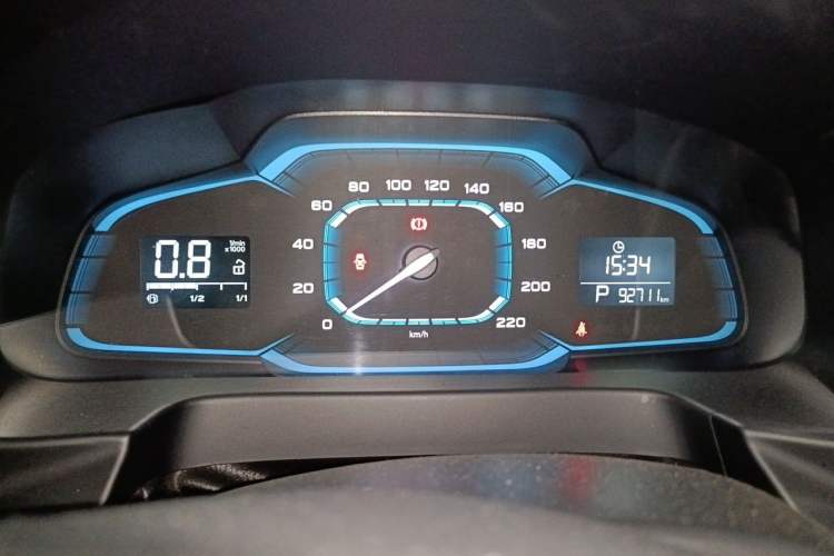 Used Roewe 360 2015 1.5L Automatic Luxury Edition Instrument Cluster