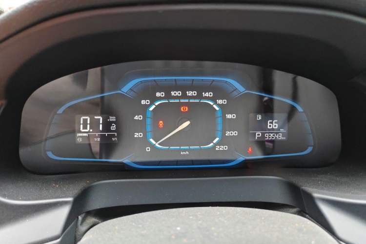Used Roewe 360 2015 1.5L Automatic Luxury Edition Instrument Cluster