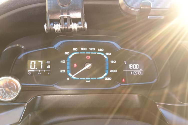Used Roewe 360 2015 1.5L Manual Luxury Edition Instrument Cluster