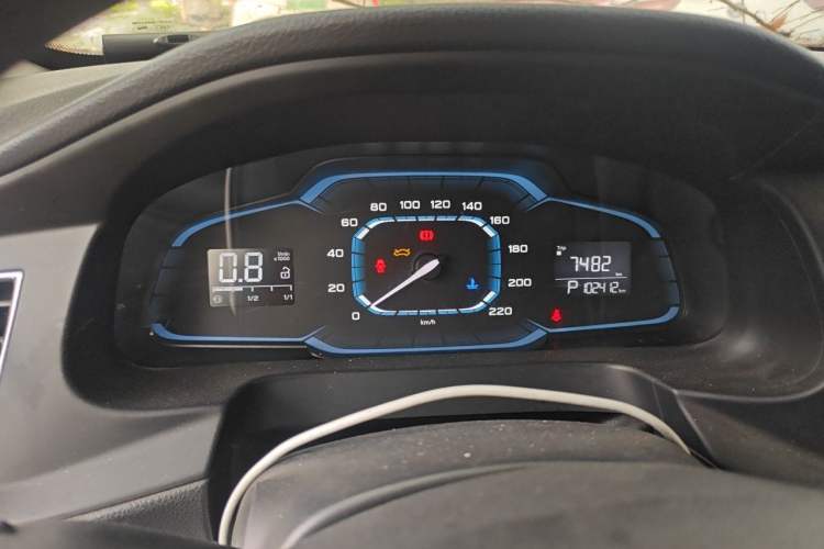 Used Roewe 360 2015 1.5L Automatic Luxury Edition Instrument Cluster