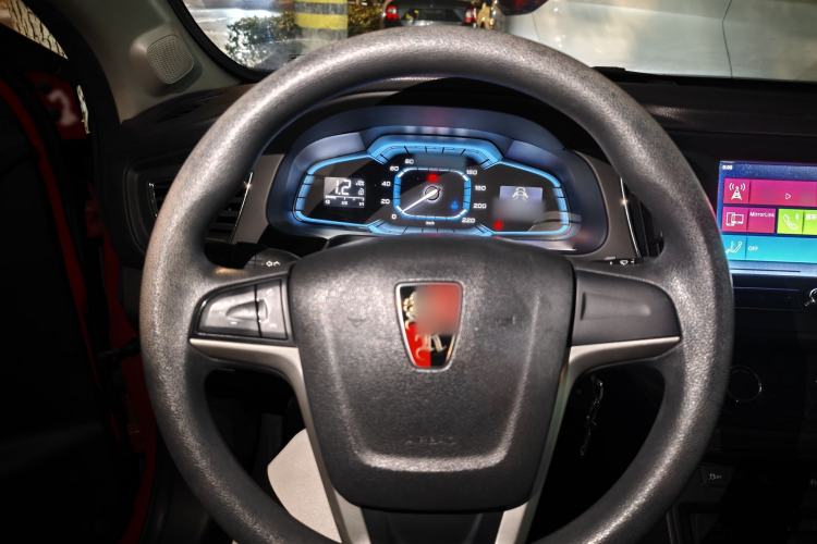 Used Roewe 360 2015 20T TST Deluxe Edition Interior 2