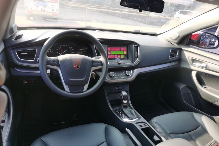 Used Roewe 360 2015 1.5L Automatic Luxury Edition Interior 2