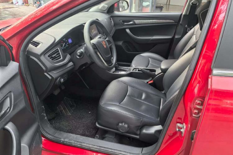 Used Roewe 360 2015 20T TST Deluxe Edition Interior 6