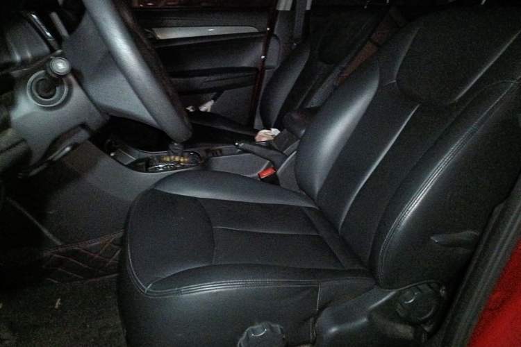 Used Roewe 360 2015 1.5L Automatic Luxury Edition Left Front Seat