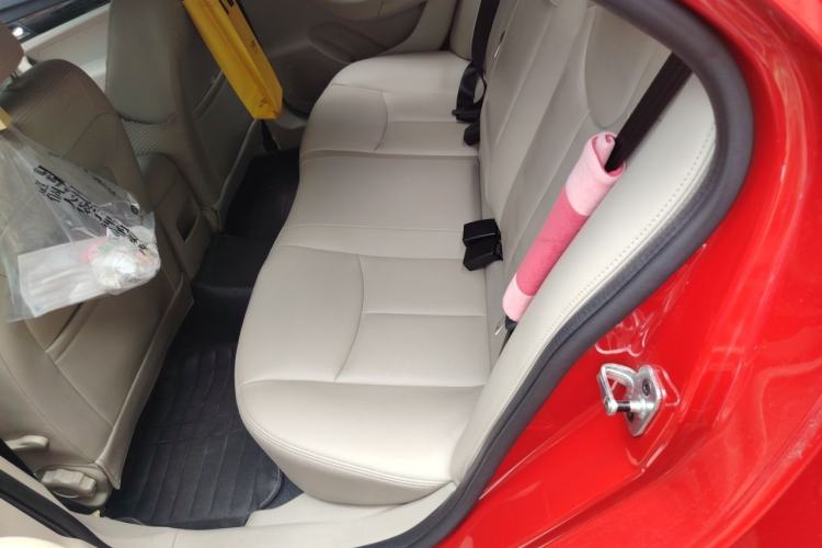 Used Roewe 360 2015 1.5L Automatic Luxury Edition Left Rear Seat