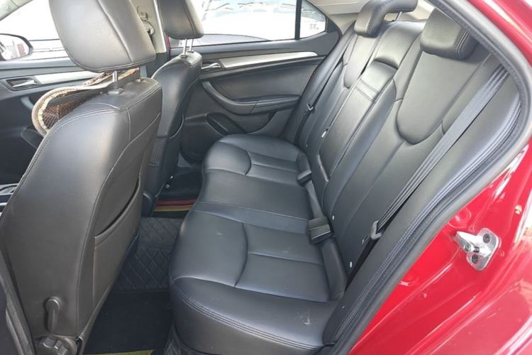 Used Roewe 360 2015 1.5L Automatic Luxury Edition Left Rear Seat