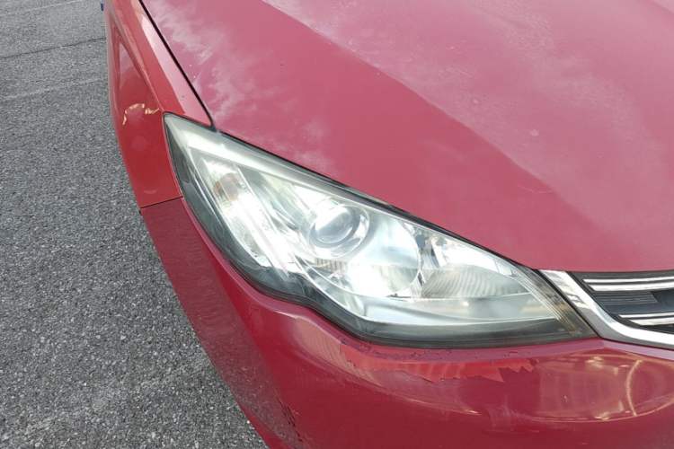 Used Roewe 360 2015 1.5L Automatic Luxury Edition Right Front Headlight