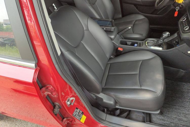 Used Roewe 360 2015 1.5L Automatic Luxury Edition Right Front Seat