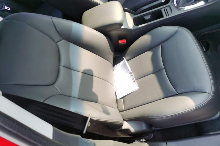 Used Roewe 360 2015 1.5L Automatic Luxury Edition Right Front Seat