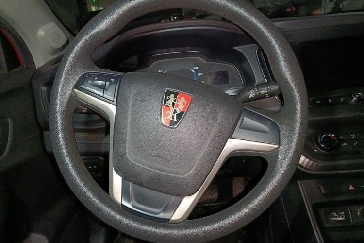 Used Roewe 360 2015 1.5L Automatic Luxury Edition Steering Wheel