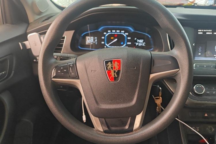 Used Roewe 360 2015 1.5L Automatic Luxury Edition Steering Wheel