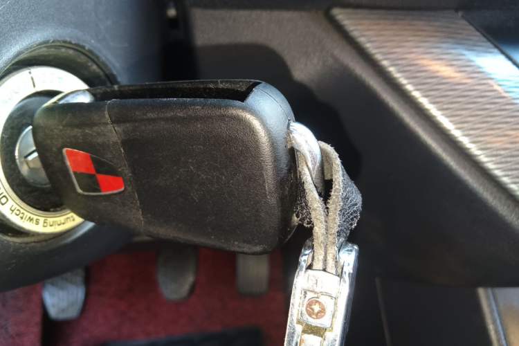 Used Roewe 360 2015 1.5L Manual Luxury Edition Vehicle Key