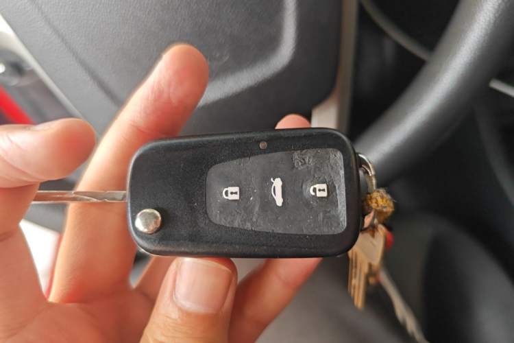 Used Roewe 360 2015 1.5L Automatic Luxury Edition Vehicle Key