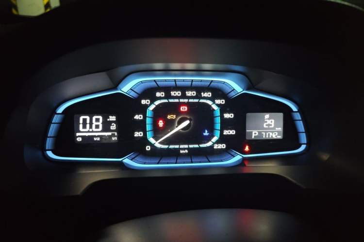 Used Roewe 360 2015 1.5L Automatic Luxury Edition Instrument Cluster