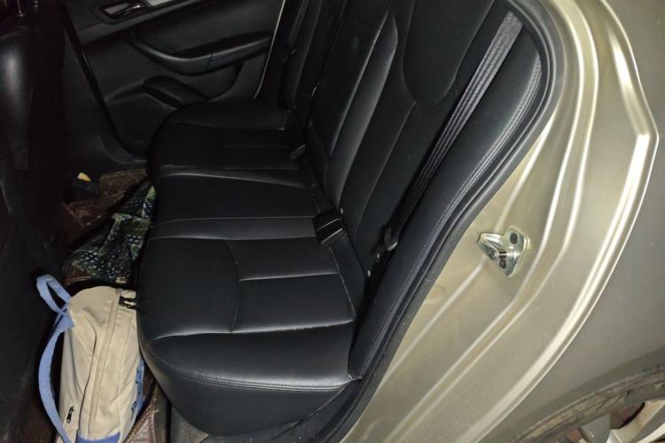 Used Roewe 360 2015 1.5L Automatic Luxury Edition Left Rear Seat