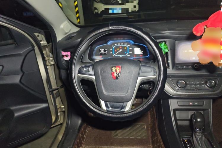 Used Roewe 360 2015 1.5L Automatic Luxury Edition Steering Wheel