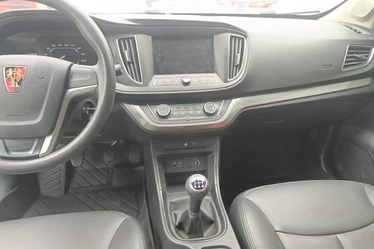 Used Roewe 360 2015 1.5L Manual Luxury Edition Audio And AC Panel