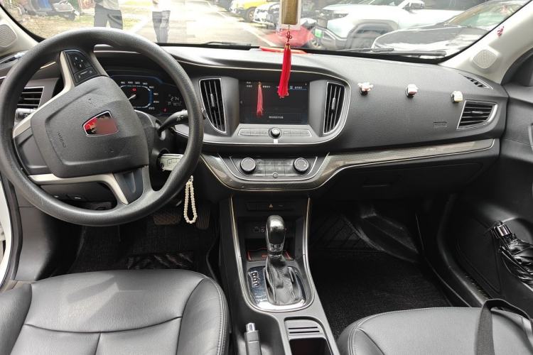 Used Roewe 360 2015 1.5L Automatic Luxury Edition Center Console