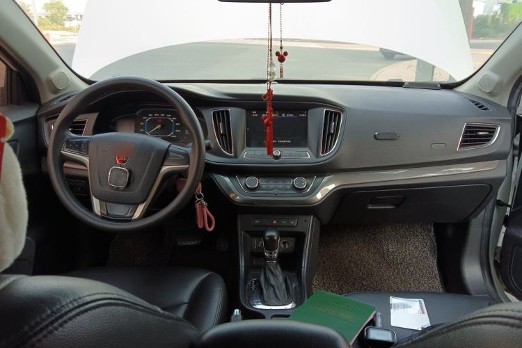 Used Roewe 360 2015 20T TST Deluxe Edition Center Console