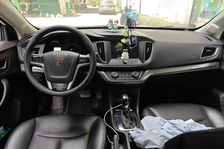 Used Roewe 360 2015 1.5L Automatic Luxury Edition Center Console