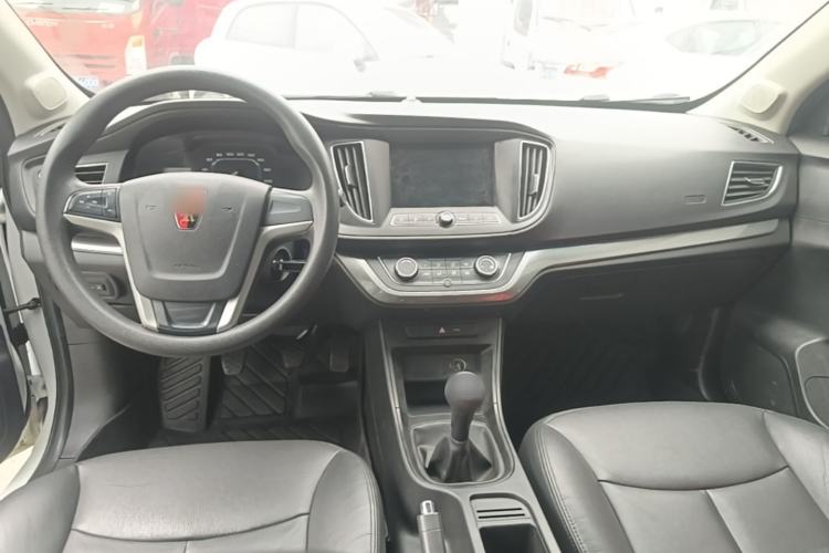 Used Roewe 360 2015 1.5L Manual Luxury Edition Center Console
