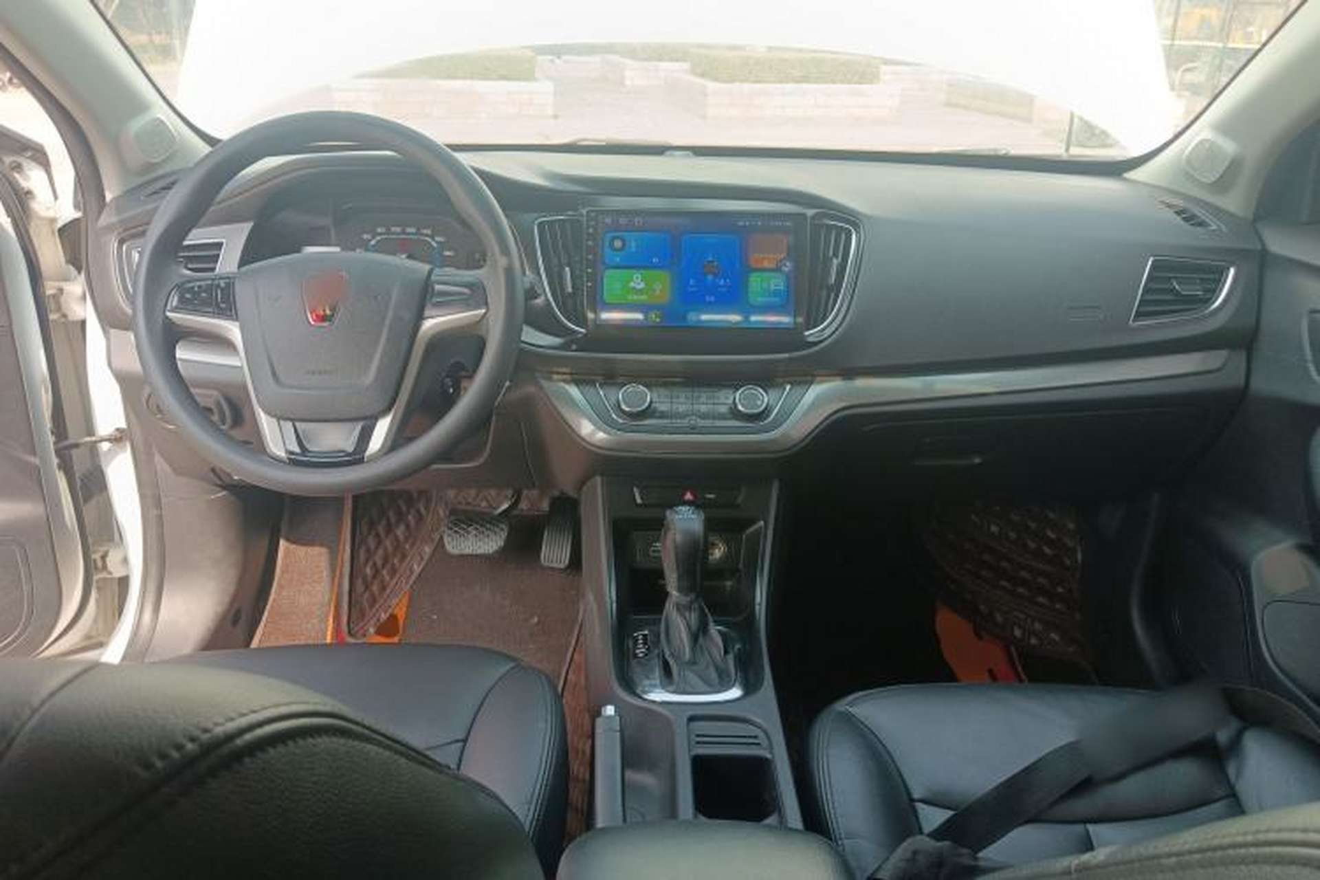 Used Roewe 360 2015 1.5L Automatic Luxury Edition Center Console