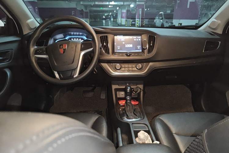 Used Roewe 360 2015 1.5L Automatic Luxury Edition Center Console