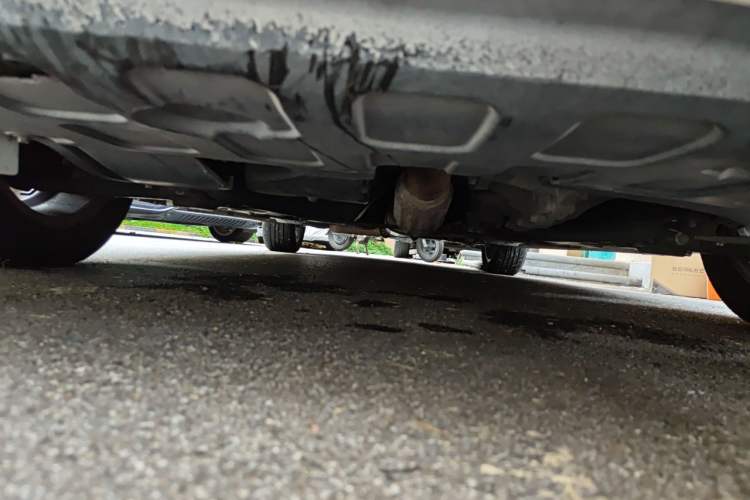 Used Roewe 360 2015 20T TST Deluxe Edition Chassis Front