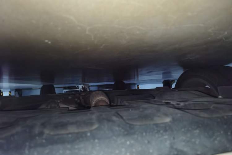 Used Roewe 360 2015 20T TST Deluxe Edition Chassis Front