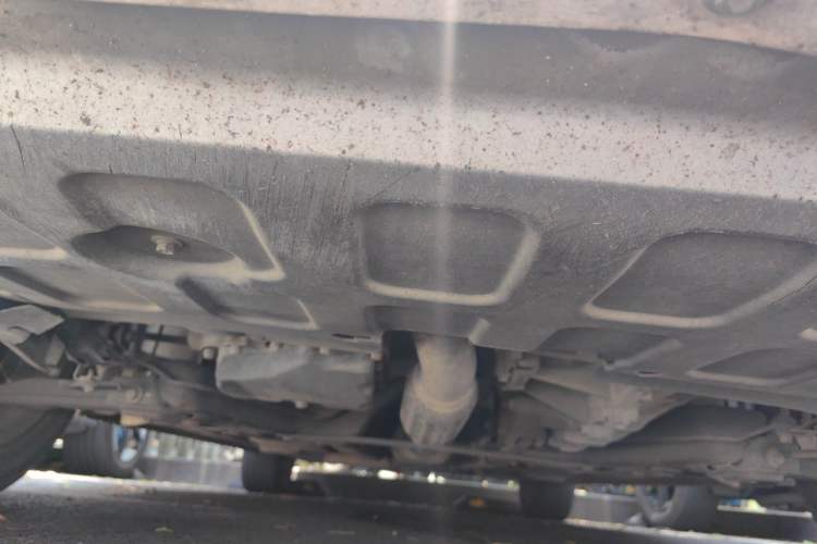 Used Roewe 360 2015 20T TST Deluxe Edition Chassis Front