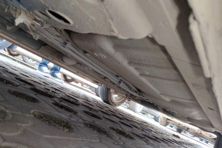 Used Roewe 360 2015 1.5L Manual Luxury Edition Chassis Front Left
